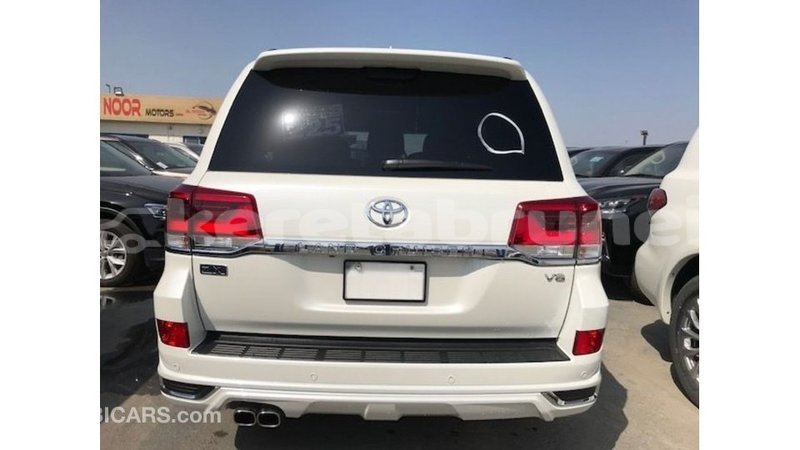 Big with watermark toyota land cruiser belait import dubai 2855