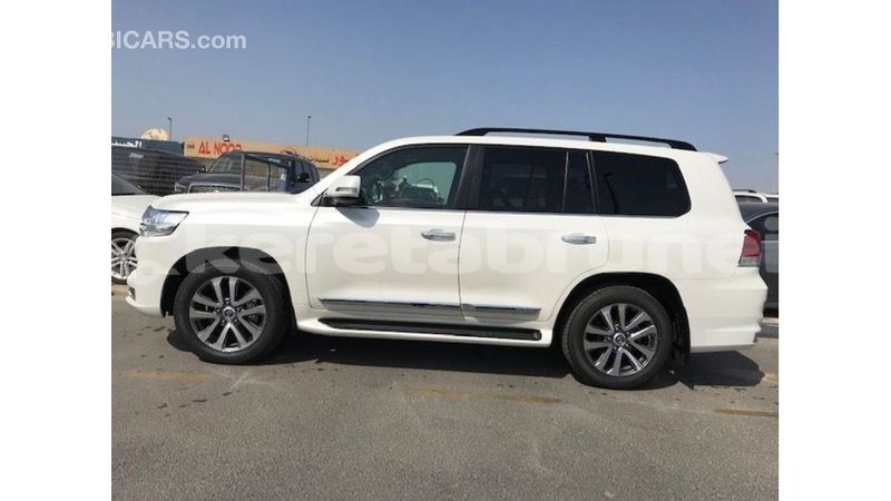 Big with watermark toyota land cruiser belait import dubai 2855