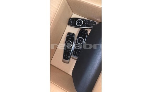 Buy Import Mercedes-Benz 190 Black Car in Import - Dubai in Belait Buy Import Mercedes-Benz 190 Black Car in Import - Dubai in Belait