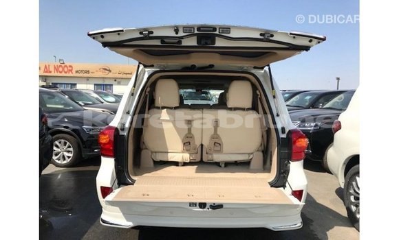 Buy Import Toyota Land Cruiser White Car in Import - Dubai in Belait Buy Import Toyota Land Cruiser White Car in Import - Dubai in Belait