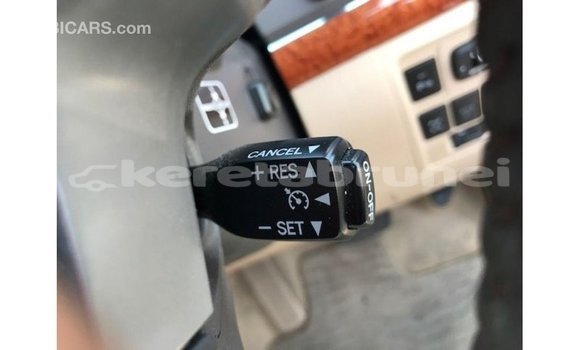 Buy Import Toyota Land Cruiser White Car in Import - Dubai in Belait Buy Import Toyota Land Cruiser White Car in Import - Dubai in Belait