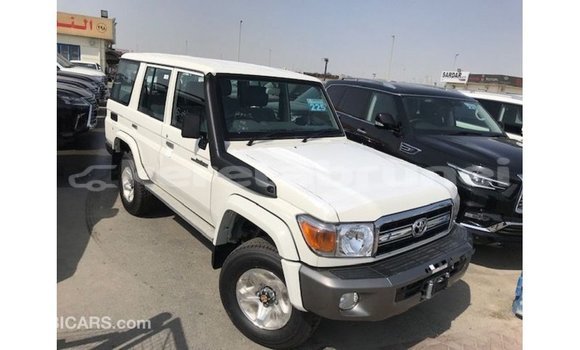Buy Import Toyota Land Cruiser White Car in Import - Dubai in Belait Buy Import Toyota Land Cruiser White Car in Import - Dubai in Belait