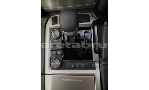 Buy Import Toyota Land Cruiser White Car in Import - Dubai in Belait Buy Import Toyota Land Cruiser White Car in Import - Dubai in Belait