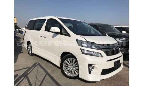 Buy Import Toyota Vellfire White Car in Import - Dubai in Belait Buy Import Toyota Vellfire White Car in Import - Dubai in Belait