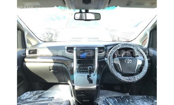 Buy Import Toyota Vellfire White Car in Import - Dubai in Belait Buy Import Toyota Vellfire White Car in Import - Dubai in Belait