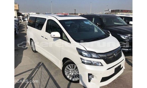 Buy Import Toyota Vellfire White Car in Import - Dubai in Belait Buy Import Toyota Vellfire White Car in Import - Dubai in Belait