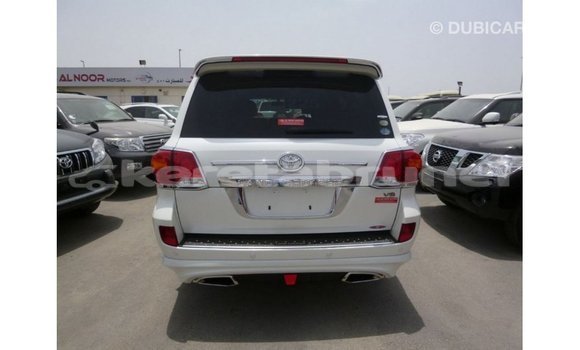 Buy Import Toyota Land Cruiser White Car in Import - Dubai in Belait Buy Import Toyota Land Cruiser White Car in Import - Dubai in Belait