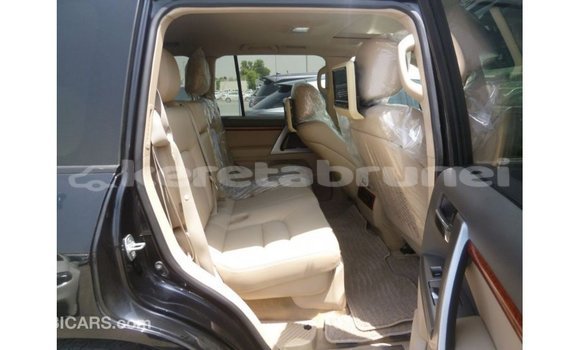 Buy Import Toyota Land Cruiser Black Car in Import - Dubai in Belait Buy Import Toyota Land Cruiser Black Car in Import - Dubai in Belait