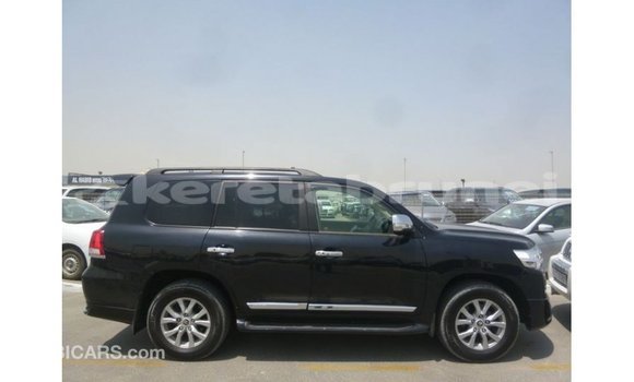 Buy Import Toyota Land Cruiser Black Car in Import - Dubai in Belait Buy Import Toyota Land Cruiser Black Car in Import - Dubai in Belait