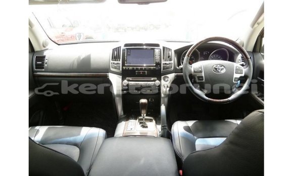 Buy Import Toyota Land Cruiser Black Car in Import - Dubai in Belait Buy Import Toyota Land Cruiser Black Car in Import - Dubai in Belait