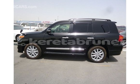 Buy Import Toyota Land Cruiser Black Car in Import - Dubai in Belait Buy Import Toyota Land Cruiser Black Car in Import - Dubai in Belait