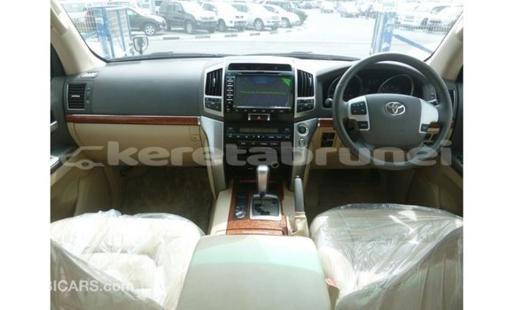 Buy Import Toyota Land Cruiser Black Car in Import - Dubai in Belait Buy Import Toyota Land Cruiser Black Car in Import - Dubai in Belait