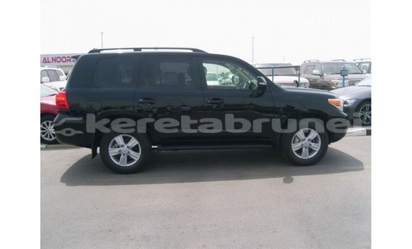 Buy Import Toyota Land Cruiser Black Car in Import - Dubai in Belait Buy Import Toyota Land Cruiser Black Car in Import - Dubai in Belait