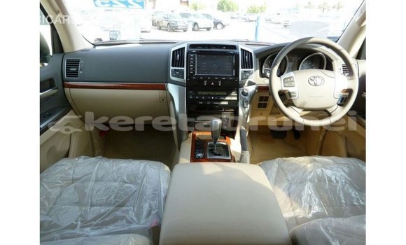 Buy Import Toyota Land Cruiser Black Car in Import - Dubai in Belait Buy Import Toyota Land Cruiser Black Car in Import - Dubai in Belait