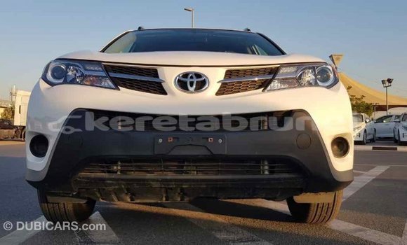 Buy Import Toyota RAV4 White Car in Import - Dubai in Belait Buy Import Toyota RAV4 White Car in Import - Dubai in Belait