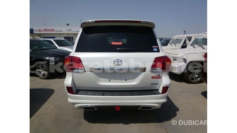 Big with watermark toyota land cruiser belait import dubai 2881