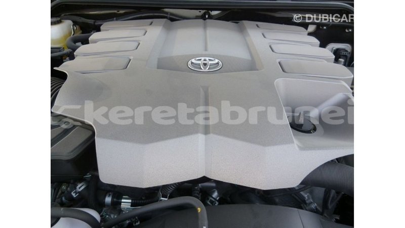Big with watermark toyota land cruiser belait import dubai 2881