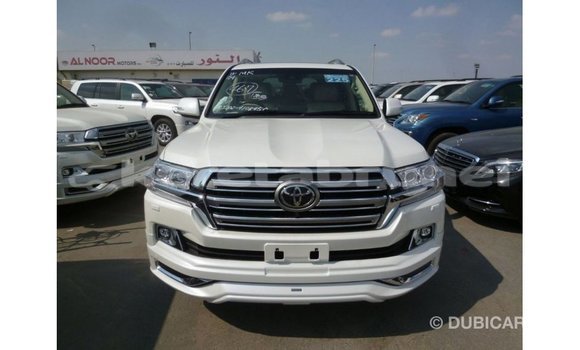 Buy Import Toyota Land Cruiser White Car in Import - Dubai in Belait Buy Import Toyota Land Cruiser White Car in Import - Dubai in Belait