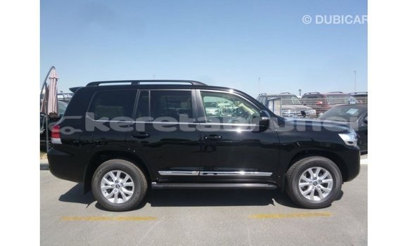 Buy Import Toyota Land Cruiser Black Car in Import - Dubai in Belait Buy Import Toyota Land Cruiser Black Car in Import - Dubai in Belait