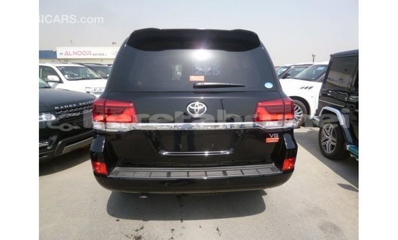 Buy Import Toyota Land Cruiser Black Car in Import - Dubai in Belait Buy Import Toyota Land Cruiser Black Car in Import - Dubai in Belait