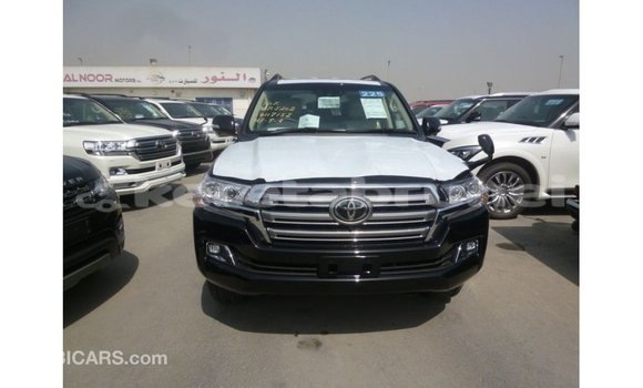 Buy Import Toyota Land Cruiser Black Car in Import - Dubai in Belait Buy Import Toyota Land Cruiser Black Car in Import - Dubai in Belait
