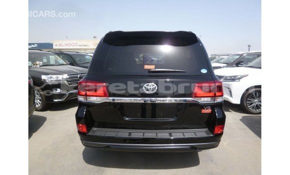 Buy Import Toyota Land Cruiser Black Car in Import - Dubai in Belait Buy Import Toyota Land Cruiser Black Car in Import - Dubai in Belait