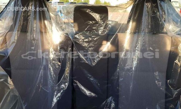 Buy Import Toyota RAV4 White Car in Import - Dubai in Belait Buy Import Toyota RAV4 White Car in Import - Dubai in Belait