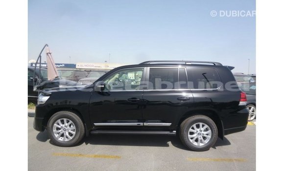 Buy Import Toyota Land Cruiser Black Car in Import - Dubai in Belait Buy Import Toyota Land Cruiser Black Car in Import - Dubai in Belait