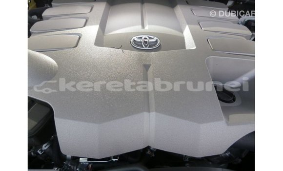 Buy Import Toyota Land Cruiser White Car in Import - Dubai in Belait Buy Import Toyota Land Cruiser White Car in Import - Dubai in Belait