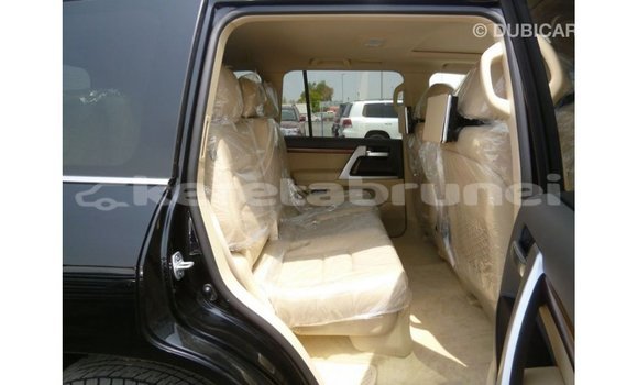 Buy Import Toyota Land Cruiser Black Car in Import - Dubai in Belait Buy Import Toyota Land Cruiser Black Car in Import - Dubai in Belait