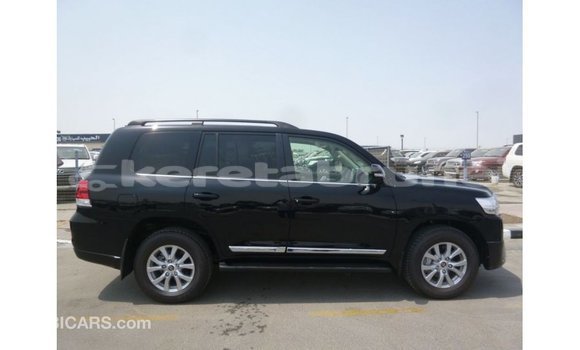 Buy Import Toyota Land Cruiser Black Car in Import - Dubai in Belait Buy Import Toyota Land Cruiser Black Car in Import - Dubai in Belait