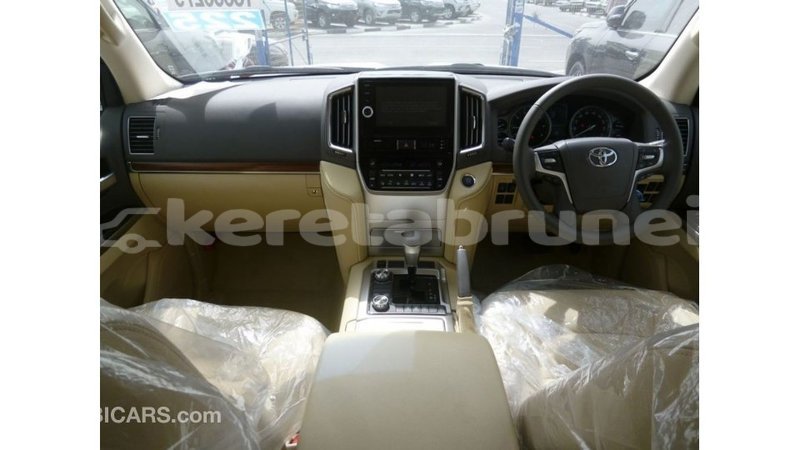 Big with watermark toyota land cruiser belait import dubai 2895