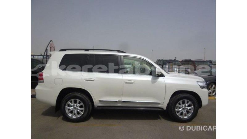Big with watermark toyota land cruiser belait import dubai 2895
