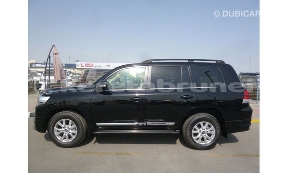 Buy Import Toyota Land Cruiser Black Car in Import - Dubai in Belait Buy Import Toyota Land Cruiser Black Car in Import - Dubai in Belait