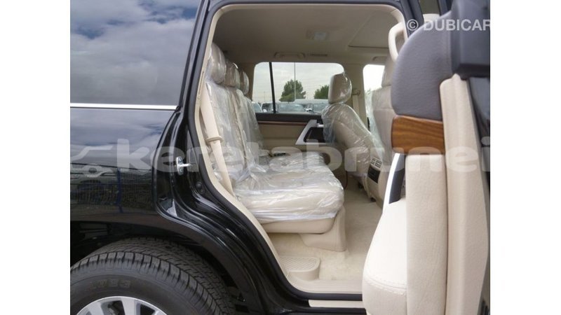 Big with watermark toyota land cruiser belait import dubai 2901