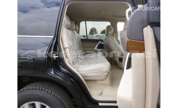 Buy Import Toyota Land Cruiser Black Car in Import - Dubai in Belait Buy Import Toyota Land Cruiser Black Car in Import - Dubai in Belait