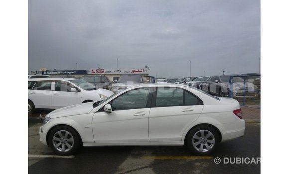 Buy Import Mercedes-Benz 200 White Car in Import - Dubai in Belait Buy Import Mercedes-Benz 200 White Car in Import - Dubai in Belait