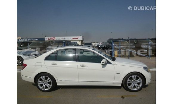 Buy Import Mercedes-Benz 200 White Car in Import - Dubai in Belait Buy Import Mercedes-Benz 200 White Car in Import - Dubai in Belait