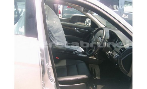 Buy Import Mercedes-Benz 190 Other Car in Import - Dubai in Belait Buy Import Mercedes-Benz 190 Other Car in Import - Dubai in Belait