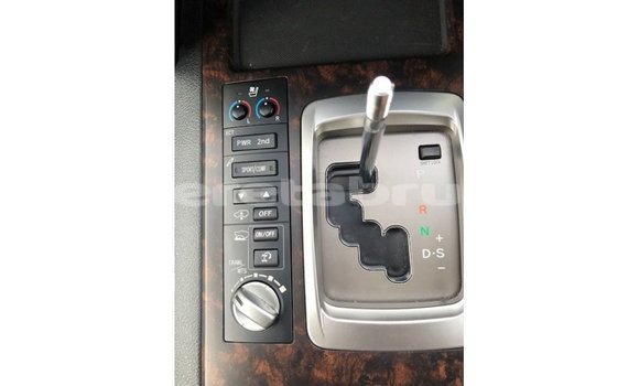 Buy Import Toyota Land Cruiser White Car in Import - Dubai in Belait Buy Import Toyota Land Cruiser White Car in Import - Dubai in Belait