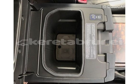 Buy Import Toyota Land Cruiser White Car in Import - Dubai in Belait Buy Import Toyota Land Cruiser White Car in Import - Dubai in Belait