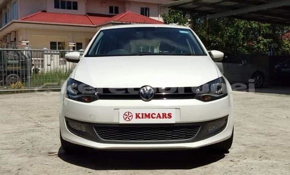 Buy Used Volkswagen Polo White Car in Bandar Seri Begawan in Brunei-Muara Buy Used Volkswagen Polo White Car in Bandar Seri Begawan in Brunei-Muara