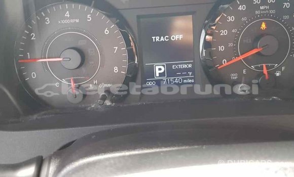 Buy Import Toyota Sienna White Car in Import - Dubai in Belait Buy Import Toyota Sienna White Car in Import - Dubai in Belait