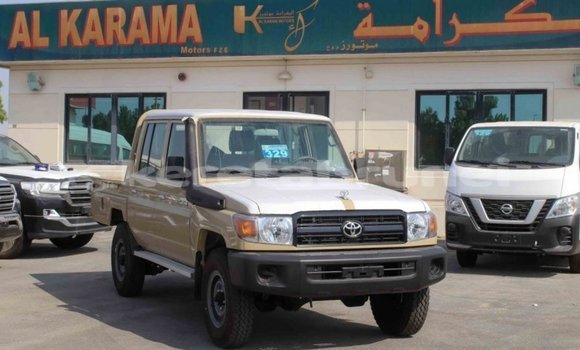 Buy Import Toyota Land Cruiser Beige Car in Import - Dubai in Belait Buy Import Toyota Land Cruiser Beige Car in Import - Dubai in Belait