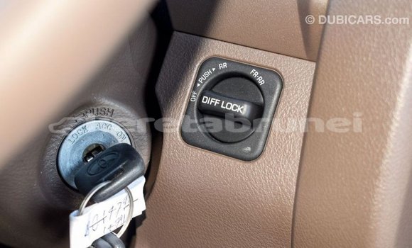 Buy Import Toyota Land Cruiser Beige Car in Import - Dubai in Belait Buy Import Toyota Land Cruiser Beige Car in Import - Dubai in Belait