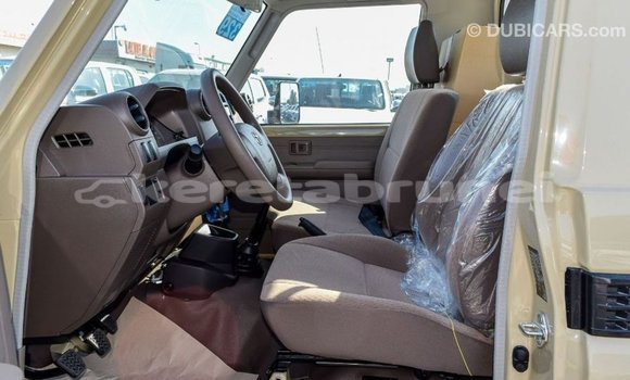 Buy Import Toyota Land Cruiser Beige Car in Import - Dubai in Belait Buy Import Toyota Land Cruiser Beige Car in Import - Dubai in Belait