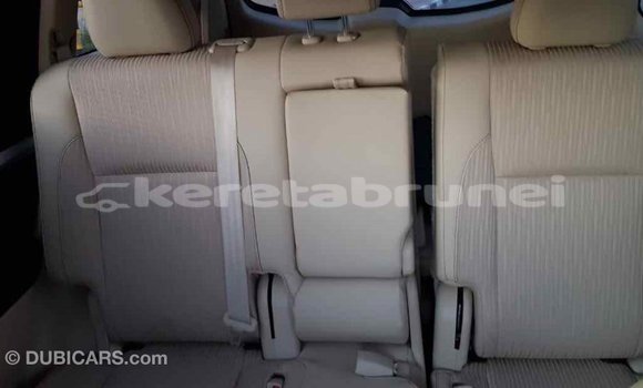 Buy Import Toyota Highlander White Car in Import - Dubai in Belait Buy Import Toyota Highlander White Car in Import - Dubai in Belait