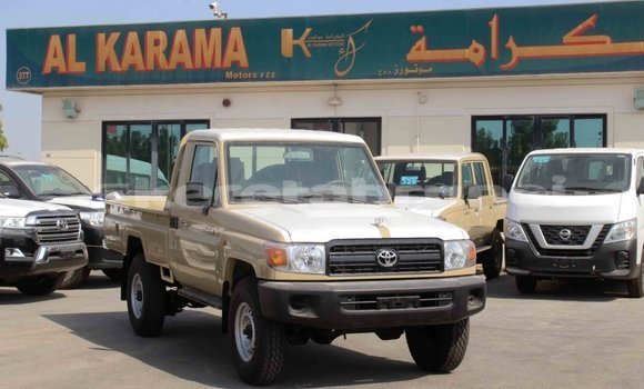 Buy Import Toyota Land Cruiser Beige Car in Import - Dubai in Belait Buy Import Toyota Land Cruiser Beige Car in Import - Dubai in Belait