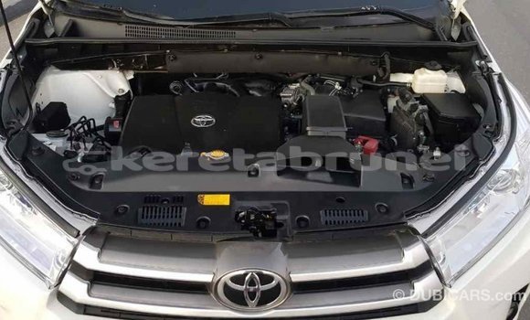 Buy Import Toyota Highlander White Car in Import - Dubai in Belait Buy Import Toyota Highlander White Car in Import - Dubai in Belait