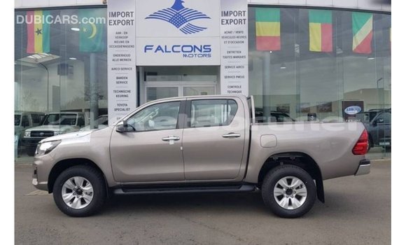 Buy Import Toyota Hilux Brown Car in Import - Dubai in Belait Buy Import Toyota Hilux Brown Car in Import - Dubai in Belait